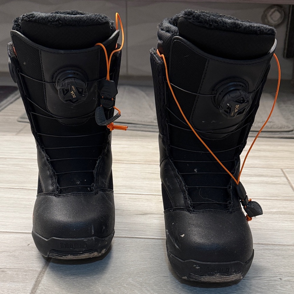 Kids Black Snow Boots